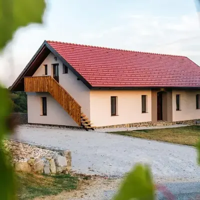 Apartments LESKOVAR